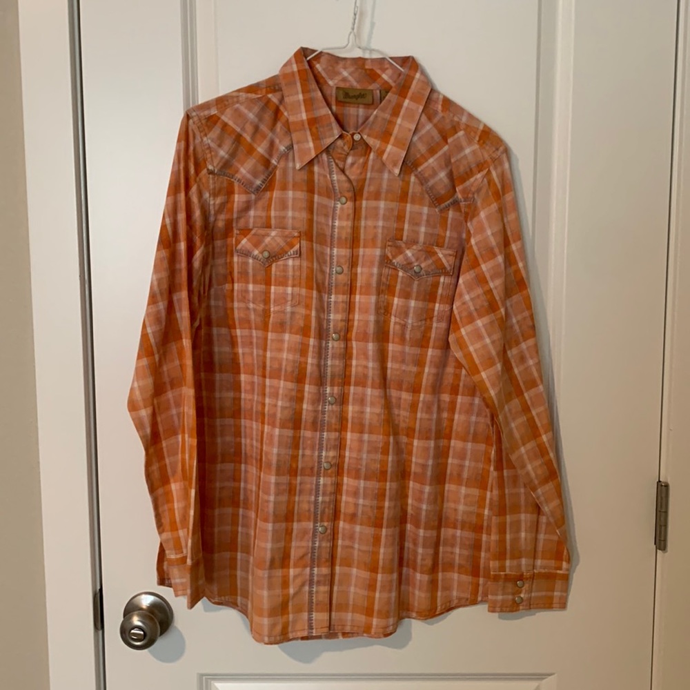 Wrangler pearl snap shirt